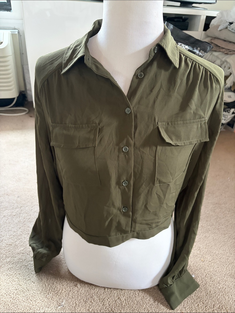 New York & Company Olive Green Cropped Button-Up Top